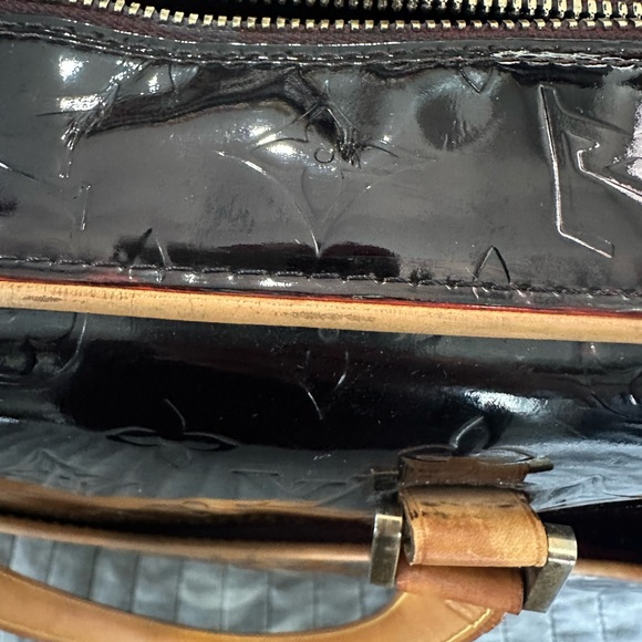 🖤LOUIS VUITTON VERNIS SUTTON BAG🖤 - Picture 10 of 16